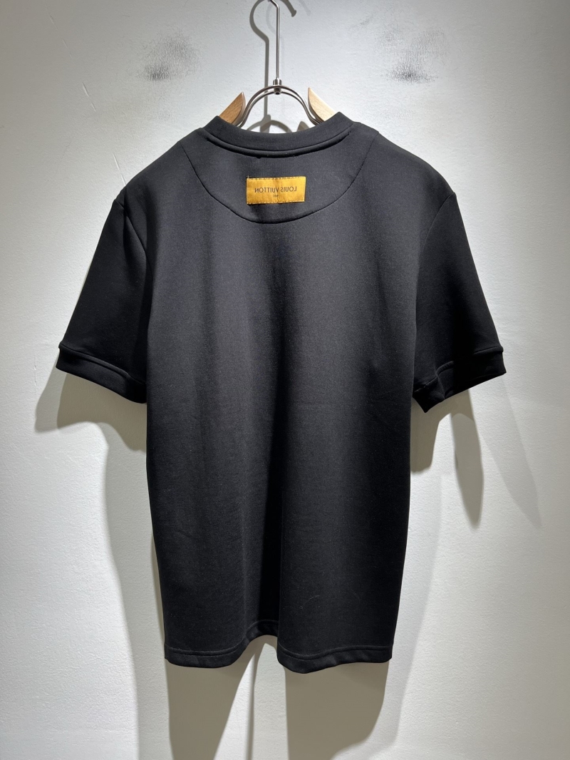 l0vis Vvtt0n t-shirt